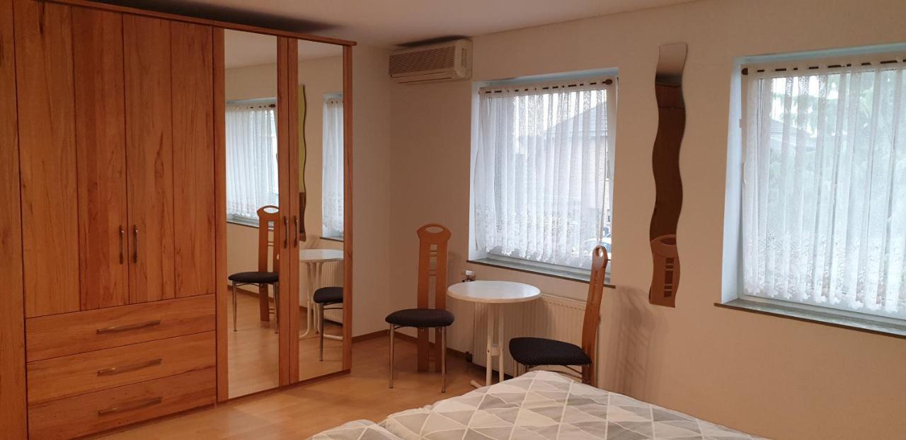 Gaestezimmer Junglas Bornheim  Kültér fotó