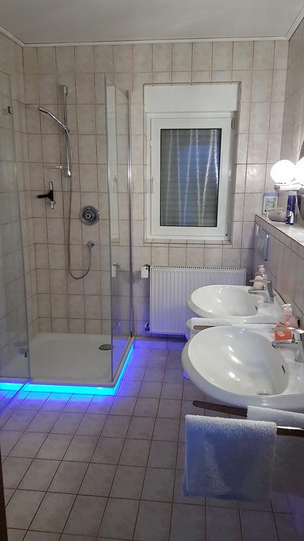 Gaestezimmer Junglas Bornheim  Kültér fotó